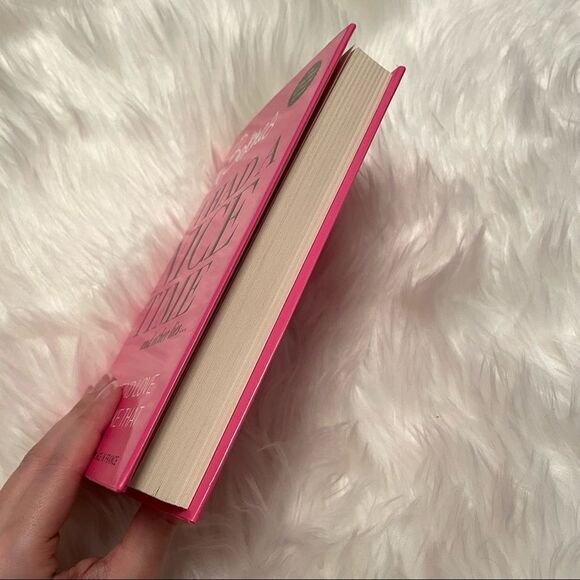 Book - I Had a Nice Time - Life - Fun - Girl Book - Summer Read - Picture 2 of 4